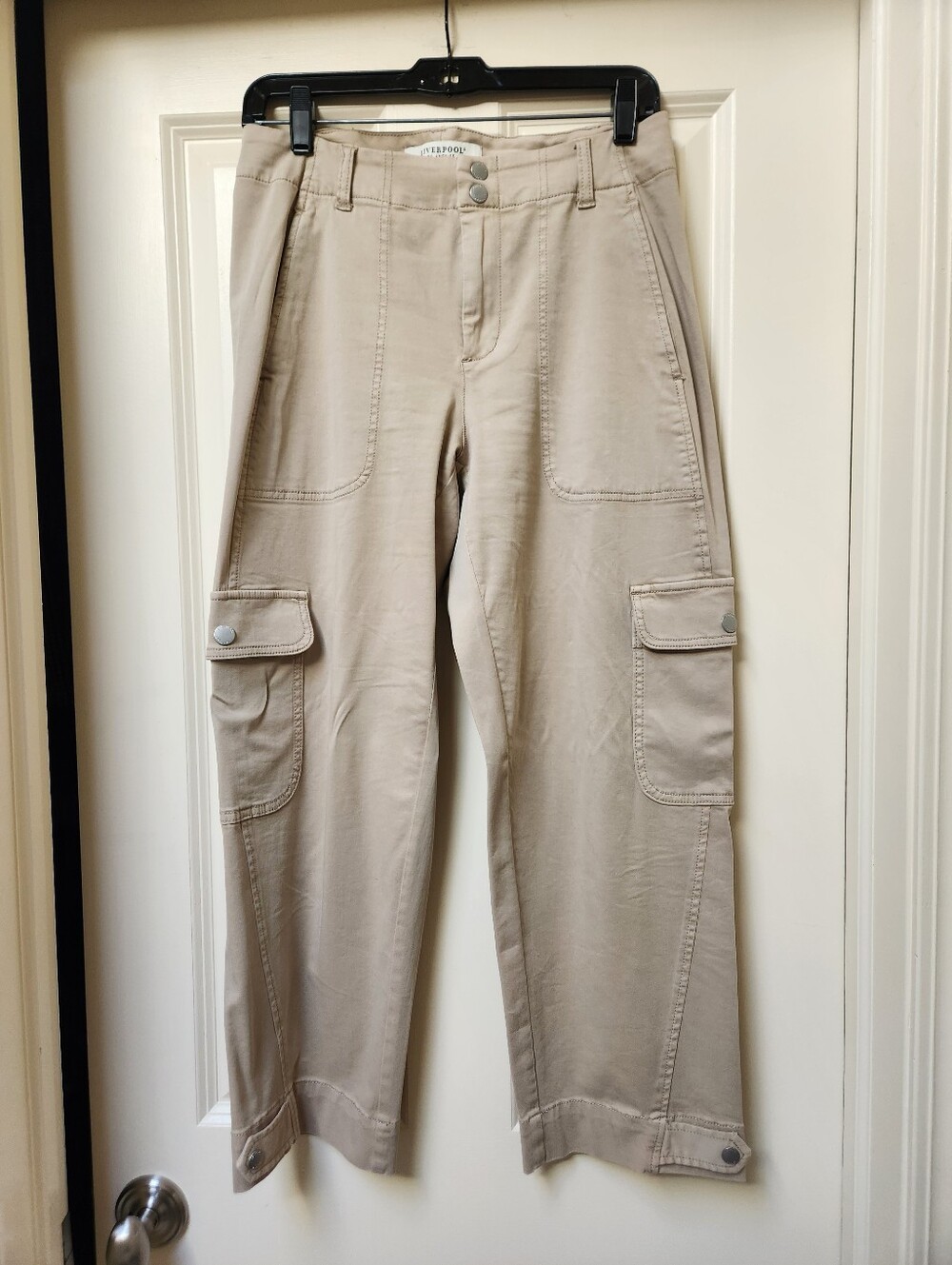 Liverpool Los Angeles Beige Cropped Cargo Pants with Utility Pockets